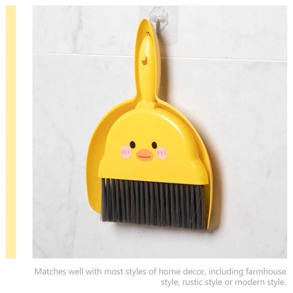 2 Sets Mini Broom Desktop Kids Sweeping Brush Toy Child Pupils Cleaning
