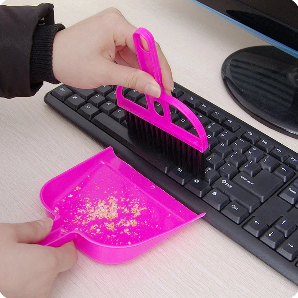 18 Sets Mini Broom and Dustpan Dust Remover Plastic Miniature Keyboard Sweeping