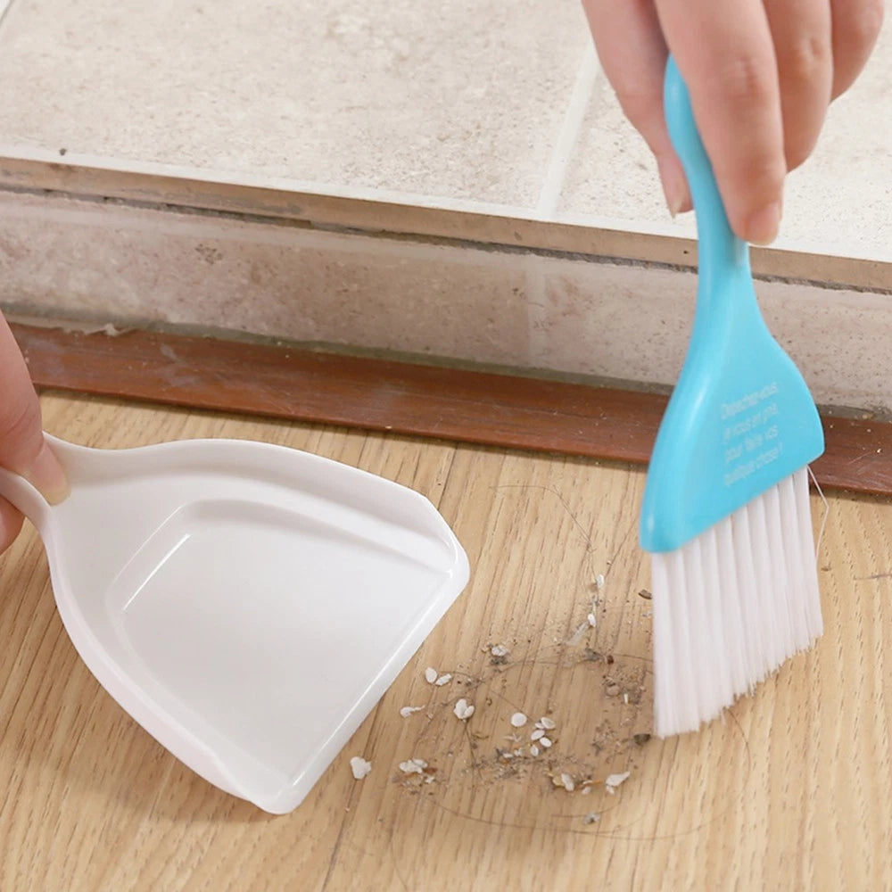 Set of 3 Dust Removal Broom Child Small Table Top Dustpan Mini Hand