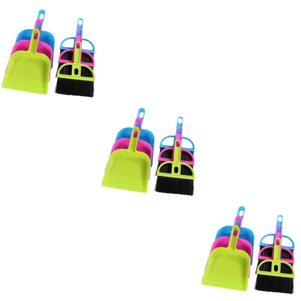 18 Sets Mini Broom and Dustpan Dust Remover Plastic Miniature Keyboard Sweeping