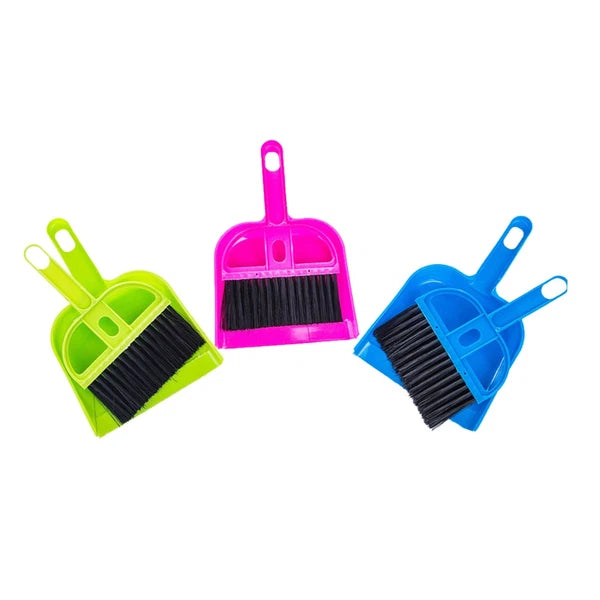 18 Sets Mini Broom and Dustpan Dust Remover Plastic Miniature Keyboard Sweeping