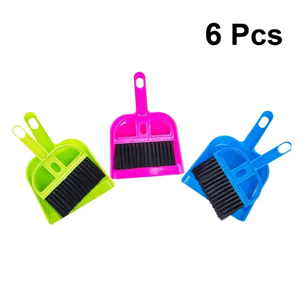 18 Sets Mini Broom and Dustpan Dust Remover Plastic Miniature Keyboard Sweeping