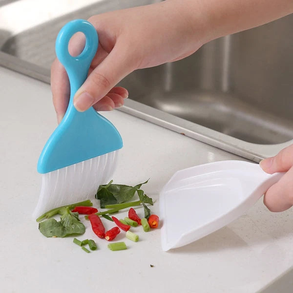 Set of 3 Dust Removal Broom Child Small Table Top Dustpan Mini Hand